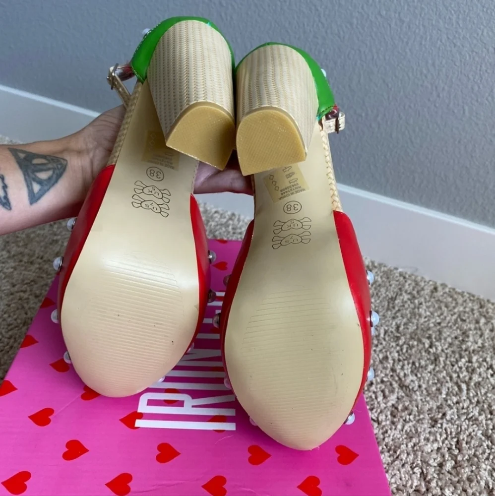 NIB RARE Ironfist Strawberry Lips Platform Heels - Picture 5 of 7